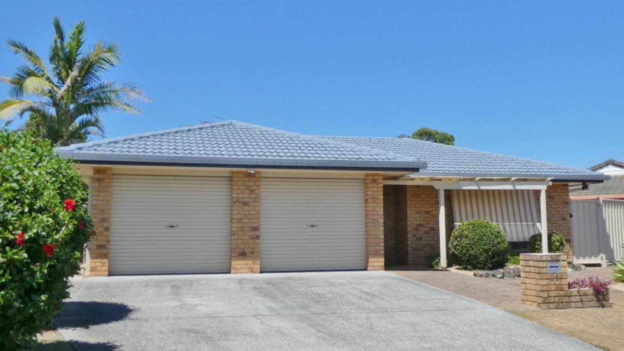 25 Admiralty Court, Yamba Villa Exterior photo